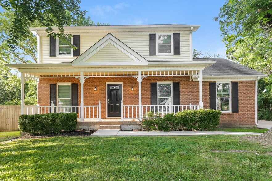 Primary Photo - 520 Spring Garden Ct