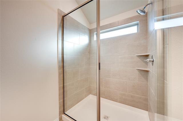 Building Photo - 13027 Makers Dr