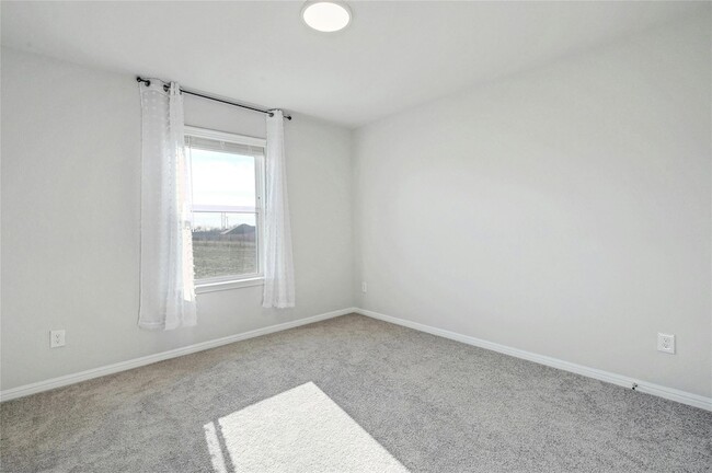 Building Photo - 6554 Marsh Ln