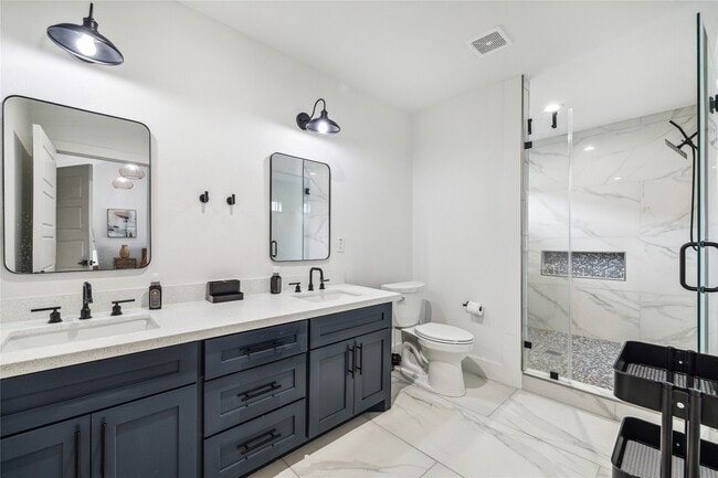 Building Photo - 4603 Farmer St