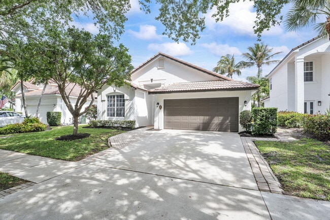 Building Photo - 981 Delray Lakes Dr