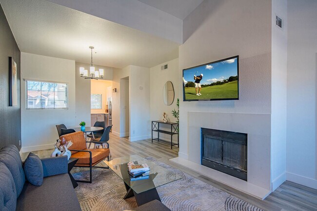 Building Photo - 7900 E Princess Dr