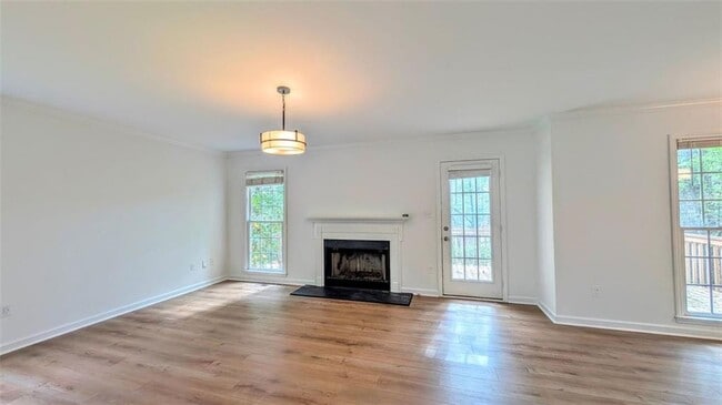Building Photo - 253 Hampton Park Dr