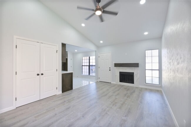 Building Photo - 20235 Blue Juniper Dr