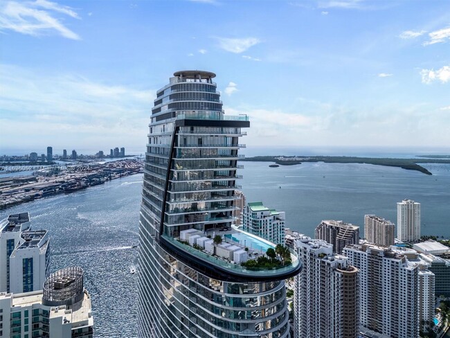 Building Photo - 300 Biscayne Blvd Way