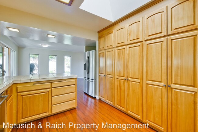 Building Photo - 3 br, 2 bath House - 14896 Heather Drive