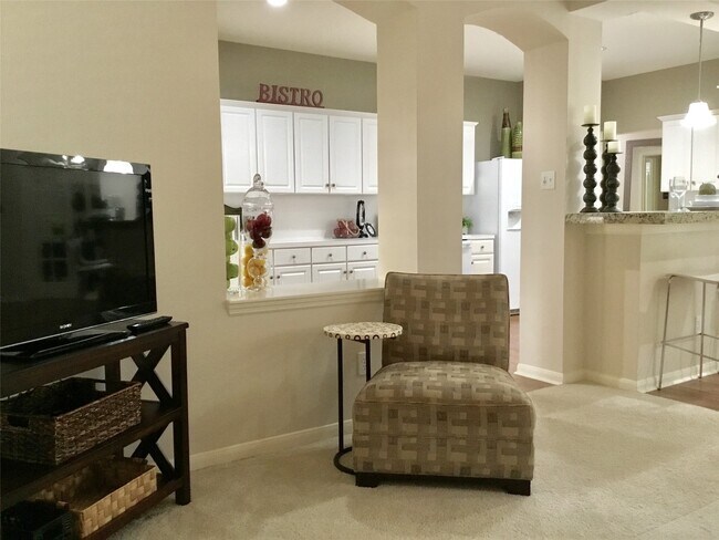 Building Photo - 3 N Spiral Vine Cir