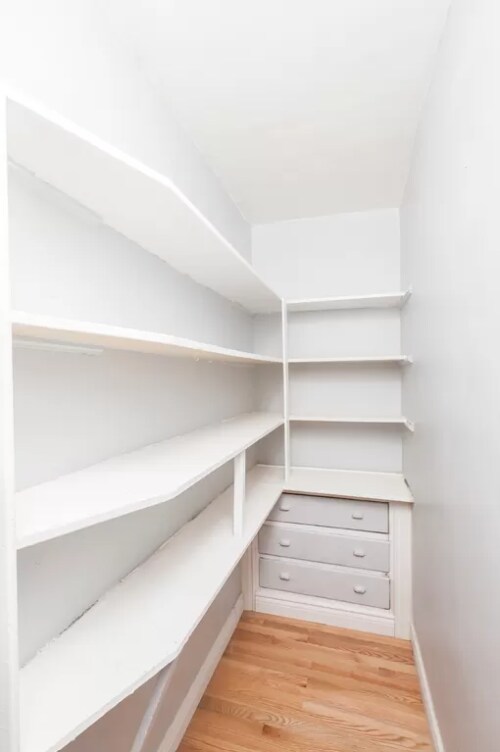 Pantry - 2133 S California Ave
