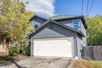 Building Photo - 1422 Meadow Pkwy