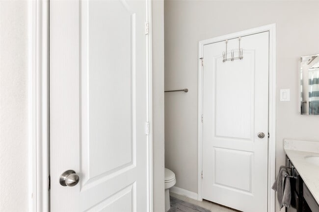 Building Photo - 5206 Misty Ln