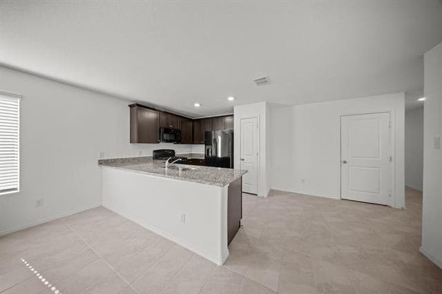 Building Photo - 2402 Mobile St