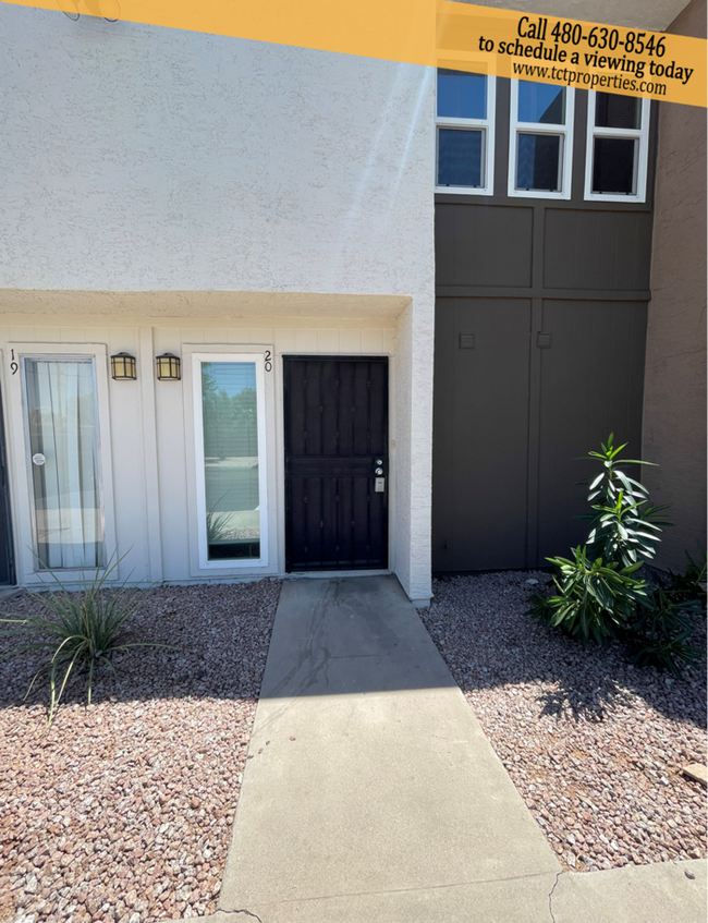 Building Photo - Updated 2 bedroom in Tempe!