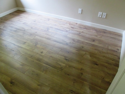 Building Photo - All Updated inside! Hardwood look floor, t...