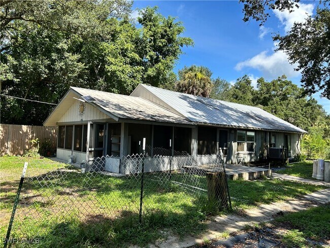 Building Photo - 10511 Orange River Blvd