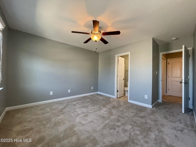 Building Photo - 606 Ebb Tide Ln