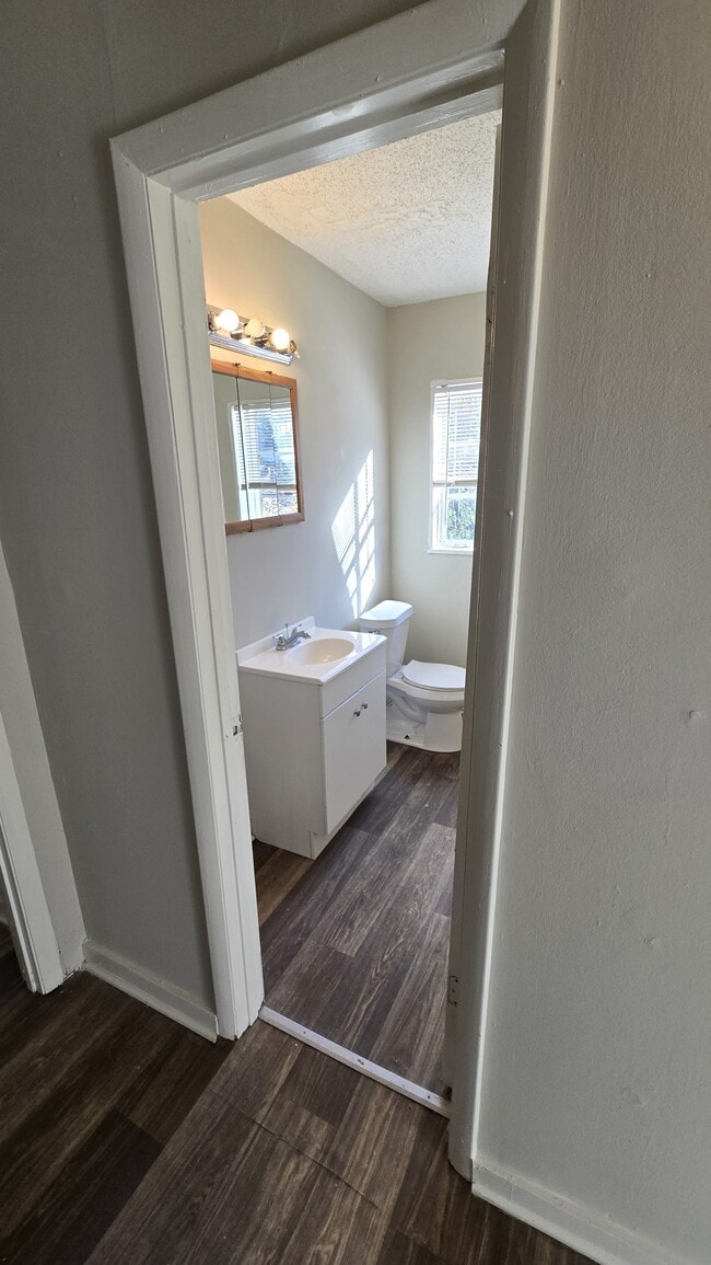 Building Photo - 512 Woodward Ave