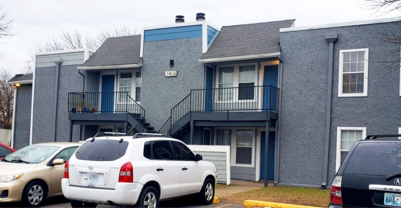 Building Photo - 3901 S Garnett Rd