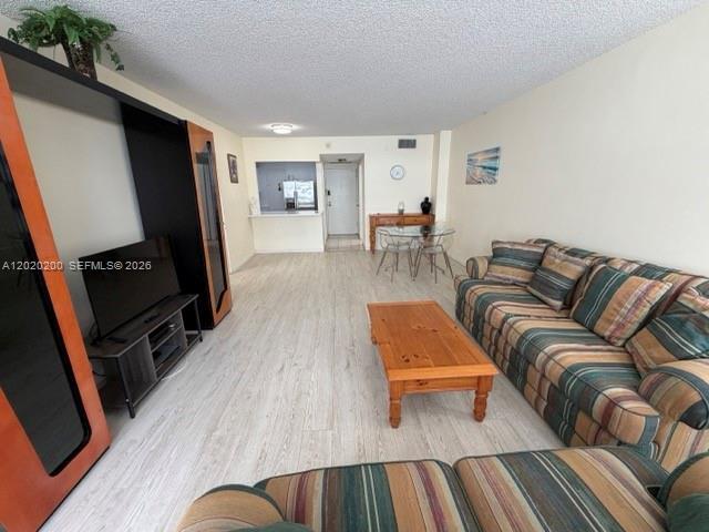 Building Photo - 3725 S Ocean Dr