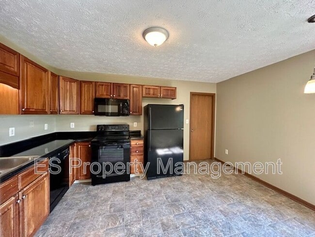 Building Photo - 7822 Crooked Meadows Dr