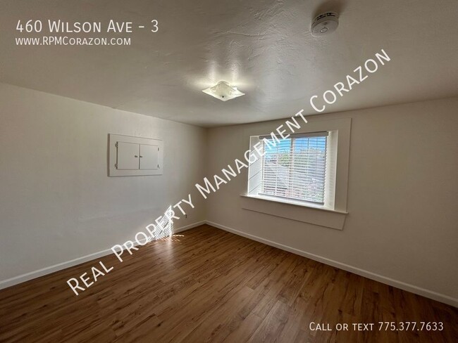 Building Photo - 1 Bed, 1 Bath Upstairs Apartment For Rent ...