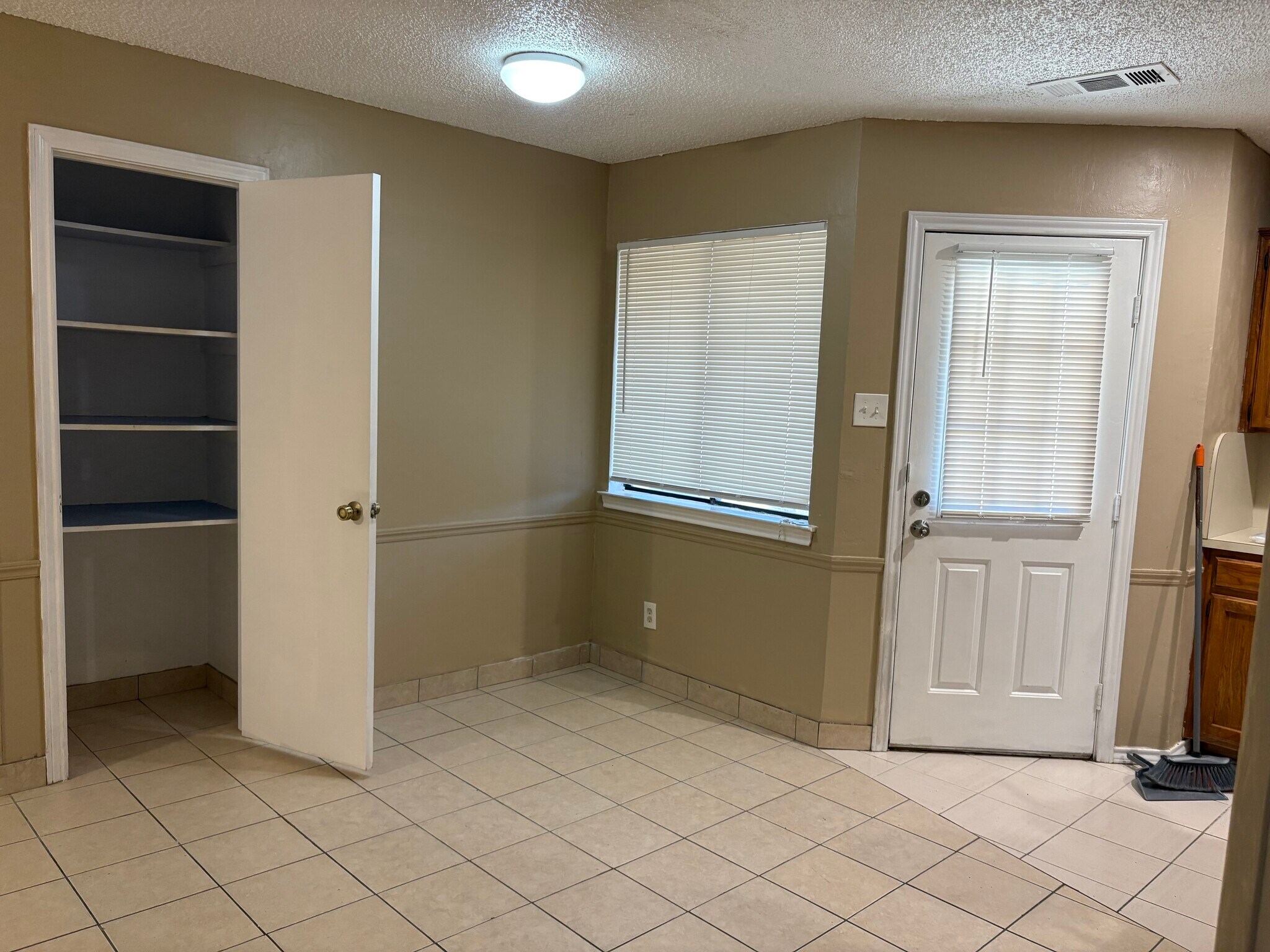 Storage Closet - 716 Long Ct