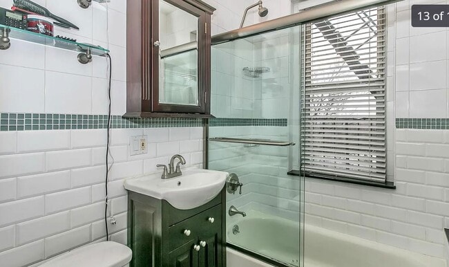 Building Photo - 124-16 84th Rd