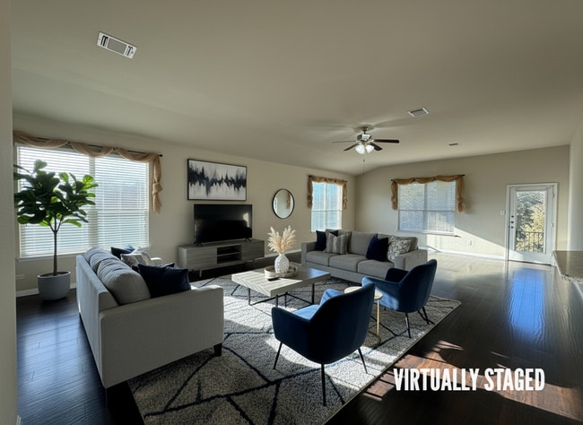 Building Photo - 8900 Viewpark Ln