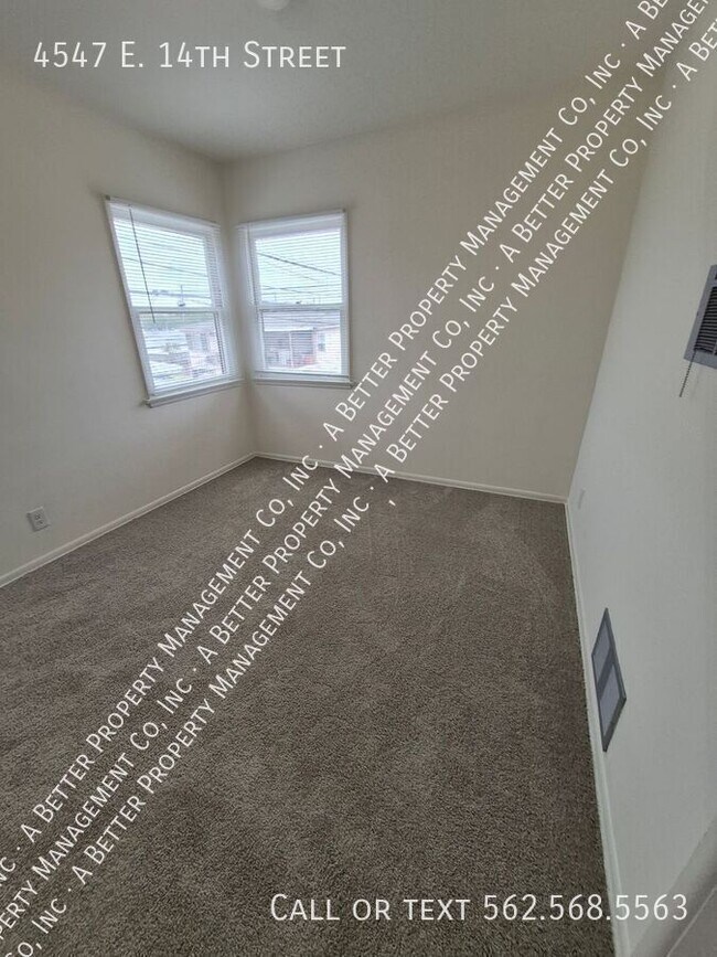 Building Photo - 4547 E 14th St