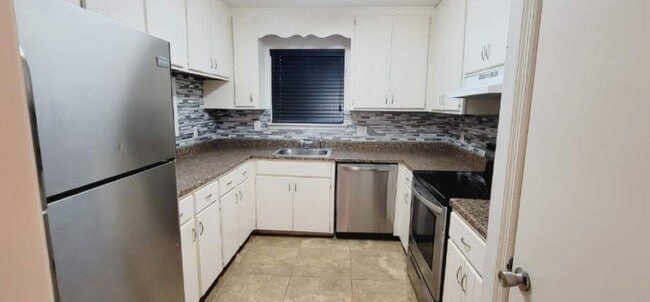 Building Photo - 1802 Meriadoc Rd