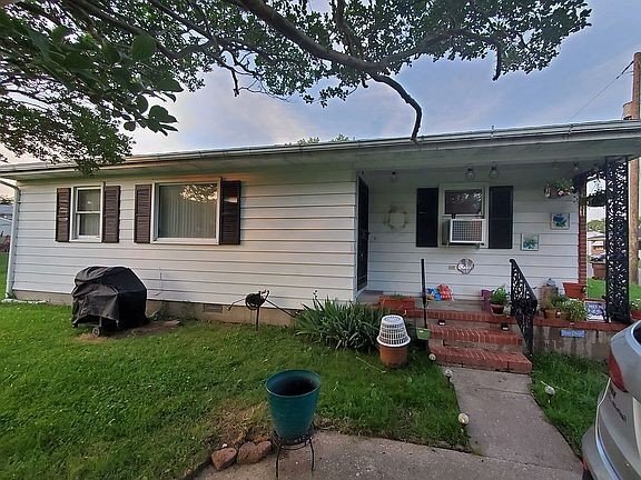 Building Photo - 739 Rosemont Ave