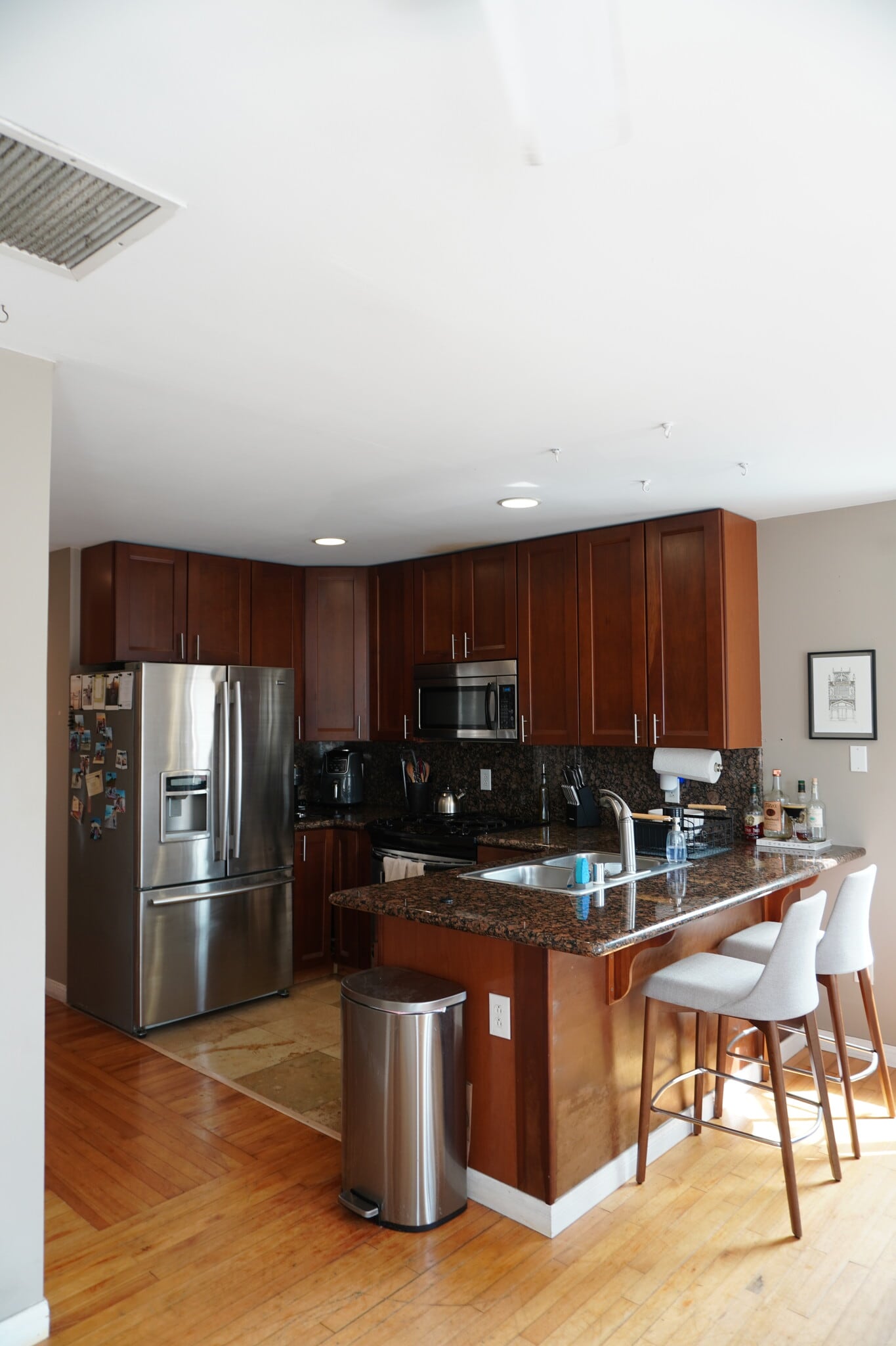 error here these are of 2bdroom - 1813 Oliver Ave