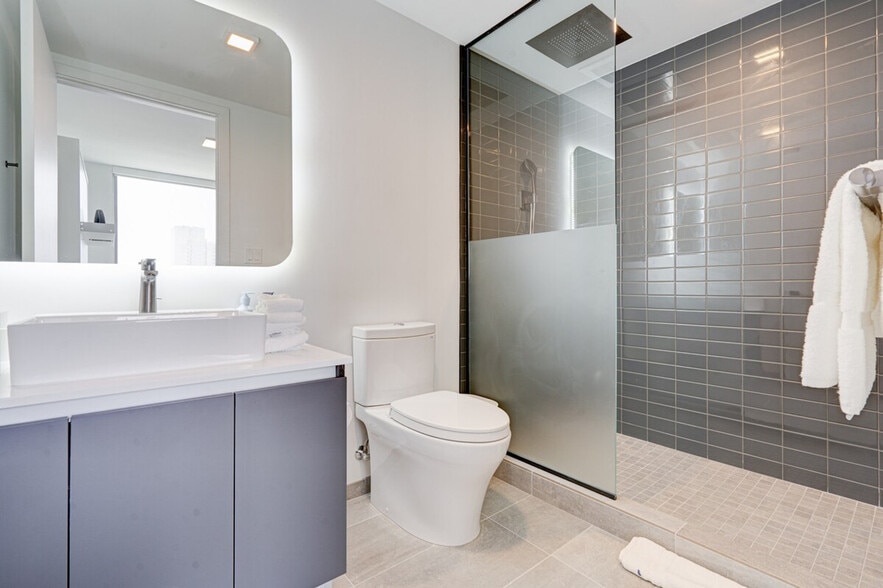 Building Photo - 249 NE 4th St