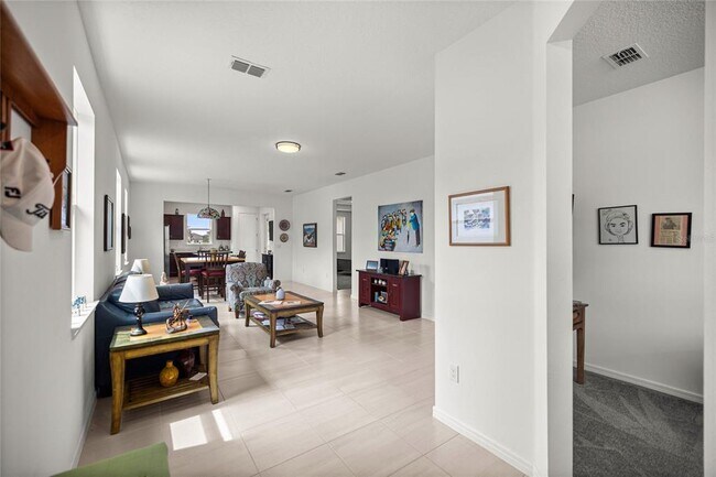 Building Photo - 9412 SW 53rd Pl