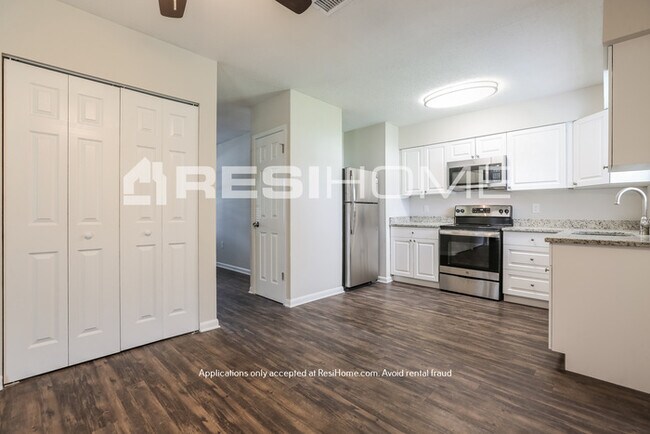 Building Photo - HOME FOR RENT!! ONE MONTH FREE!