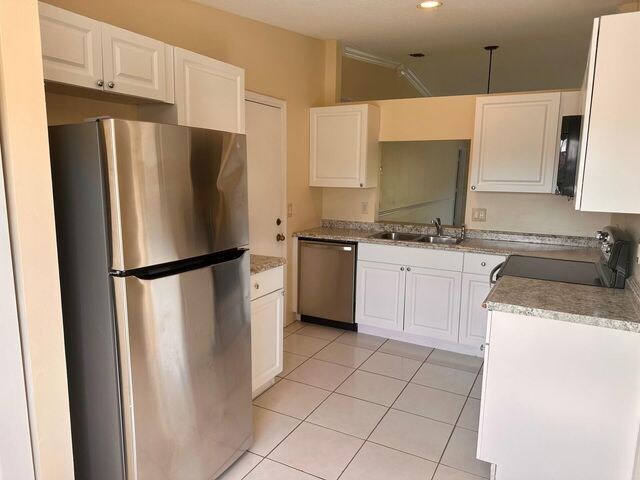 Building Photo - 3620 Miramontes Cir