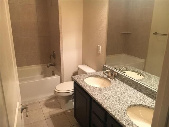 Building Photo - 8619 Naomi St