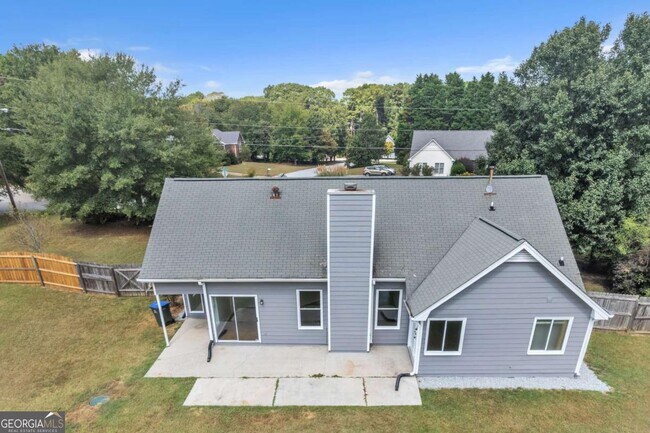 Building Photo - 250 Meadow View Dr