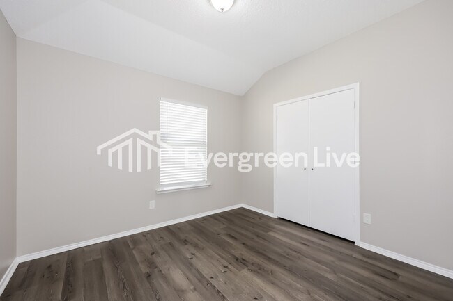 Building Photo - 6804 Cedar Shadow Dr