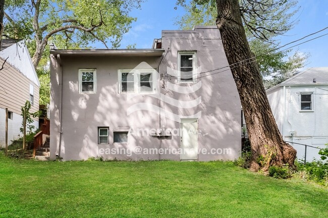 Building Photo - 3943 N 40th St