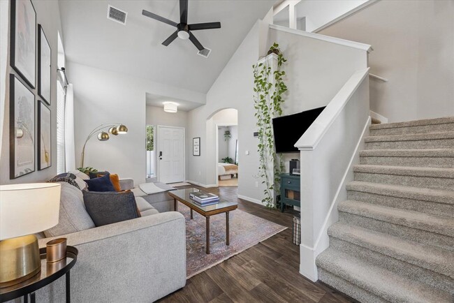 Building Photo - 2202 Arborside Dr