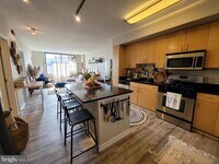 Building Photo - 440 L St NW