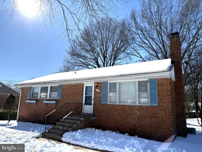 Building Photo - 9120 Peabody St