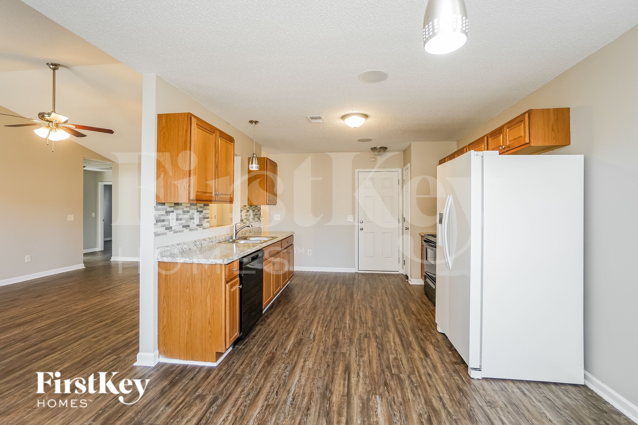 Building Photo - 120 Pointer Dr