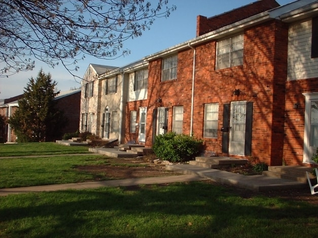Building Photo - Nieman Townhomes