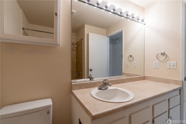 Building Photo - 230 SW Clark St