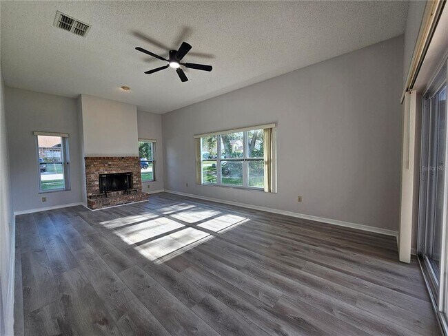 Building Photo - 6506 Canterlea Dr