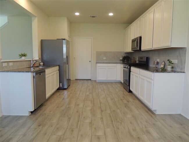 Building Photo - 241 Cascata Way