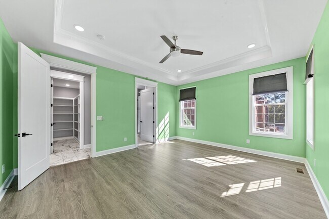 Building Photo - 601 Joyce Ave