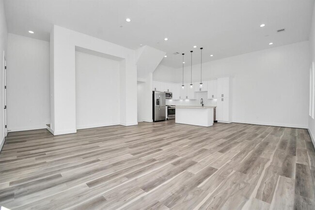 Building Photo - 1507 Robin St