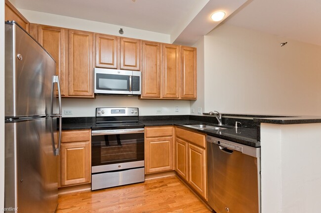 Building Photo - 1 br, 1 bath Condo - 1322 S Prairie Ave